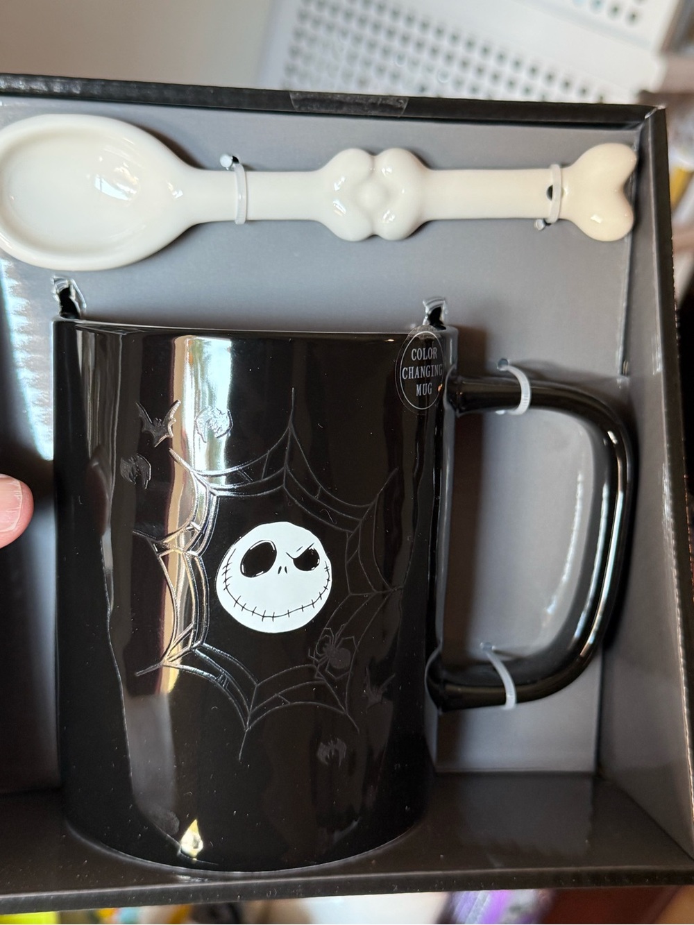 Rae Dunn x Nightmare Before Christmas Black color-changing Mug w/Bone Spoon NWT - Picture 5 of 6
